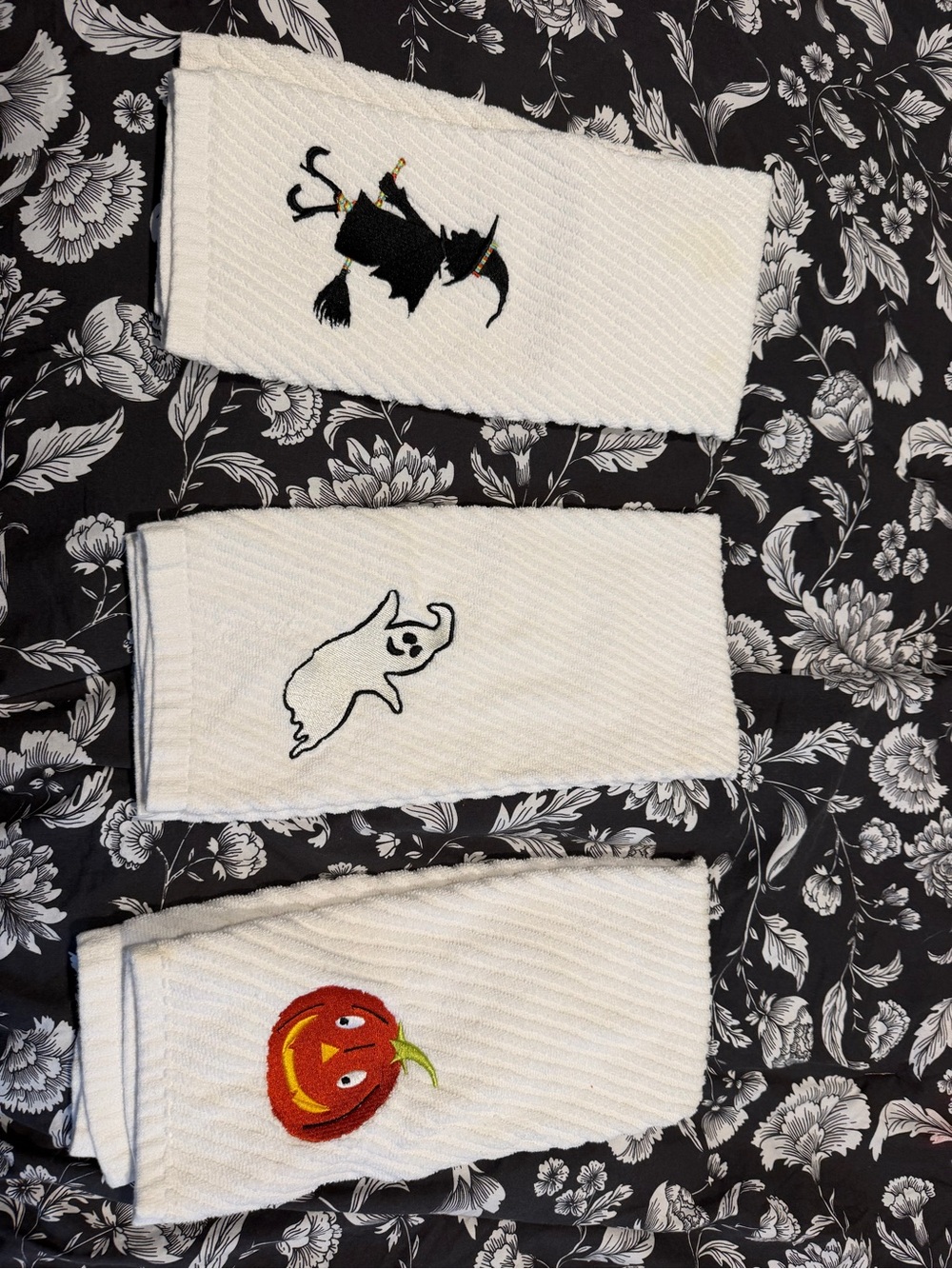 Vintage 3 Piece Halloween Embroidered Decor Set